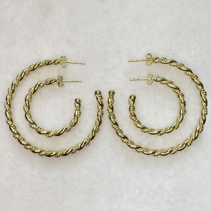 Lariat - Rope Twist Hoop Earring in Gold -Small Urban-Equestrian