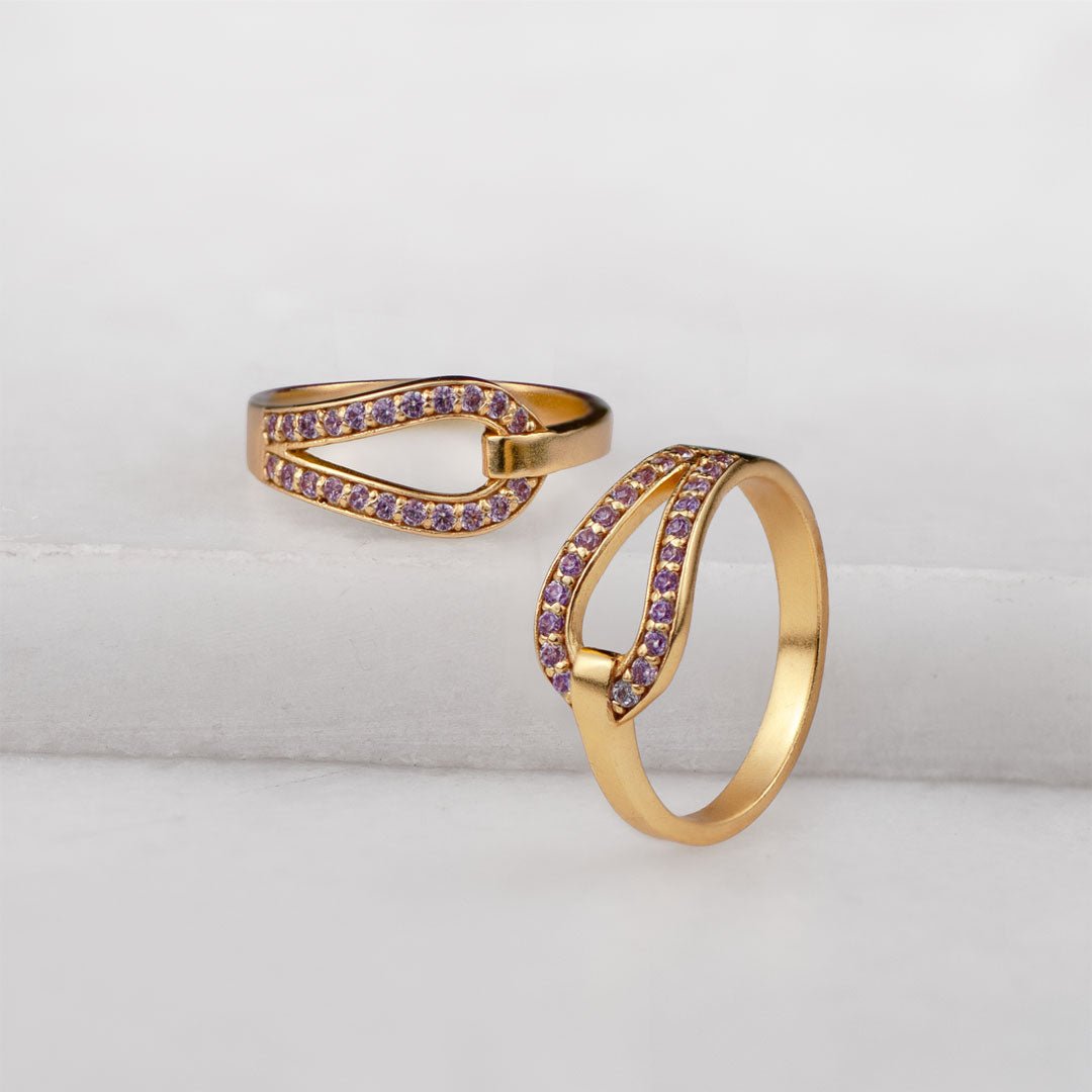 Levade -Violet Moissanite Horseshoe Equestrian Necklace in Gold Urban-Equestrian