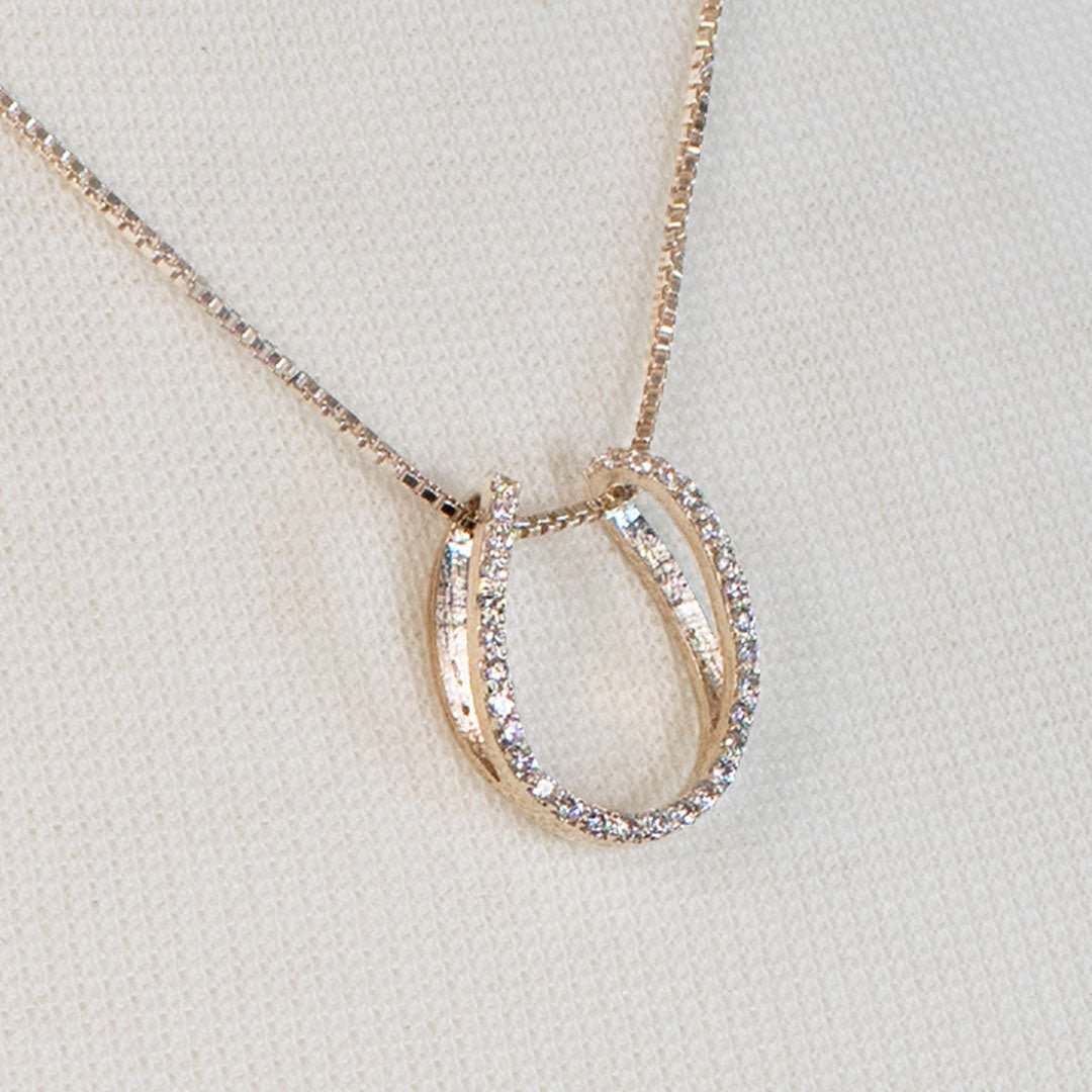 Levade -Moissanite Horseshoe Equestrian Necklace in Silver Urban-Equestrian