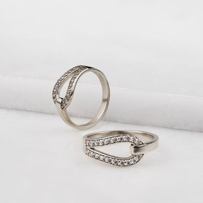 Levade - Moissanite Equestrian Horseshoe Ring in Silver Urban-Equestrian