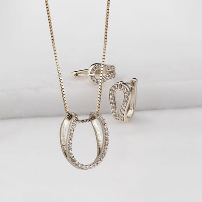 Levade - Moissanite Clear Stone Sterling Silver Horseshoe Earring Urban-Equestrian