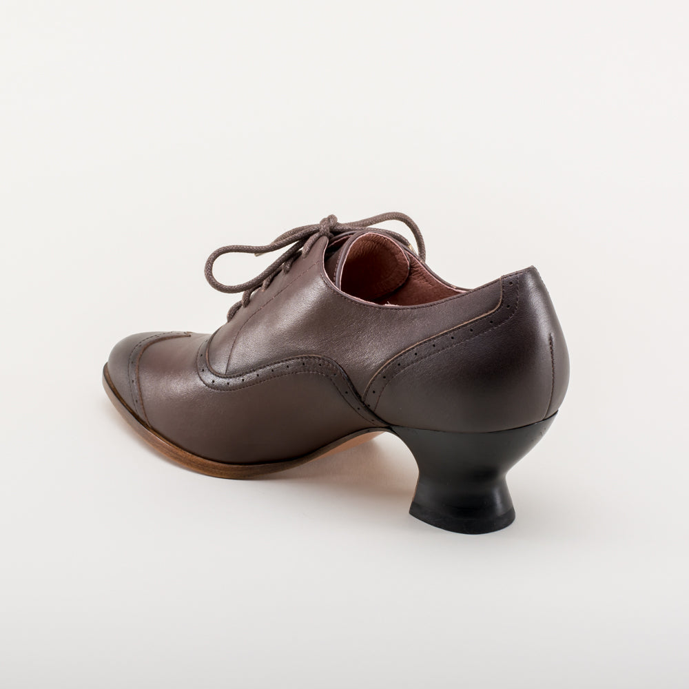 Londoner Women's Edwardian Oxfords (Brown) American Duchess