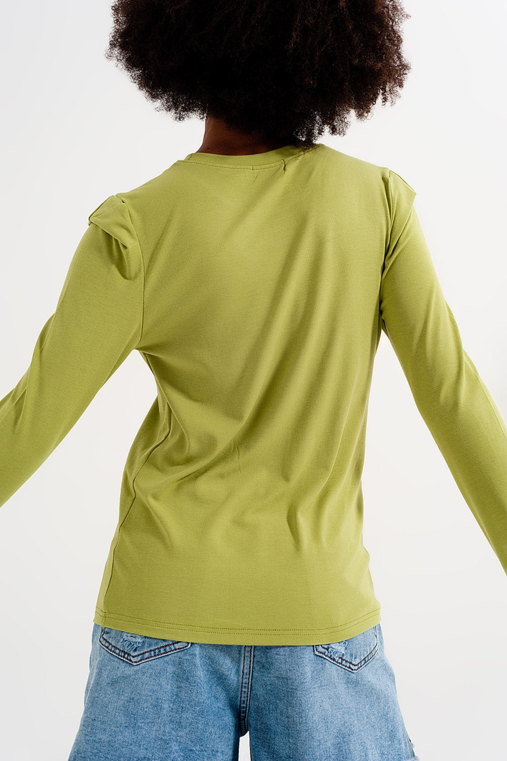 Long sleeve top with shoulder detail in green Q2store