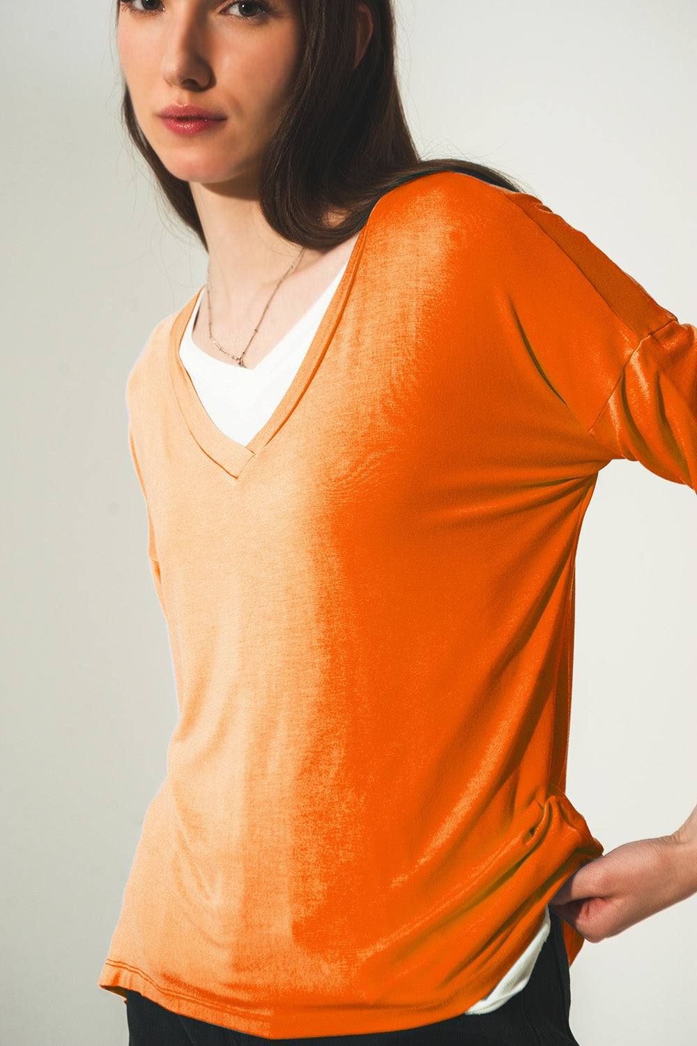 Long sleeve v neck top in modal in Orange Q2store