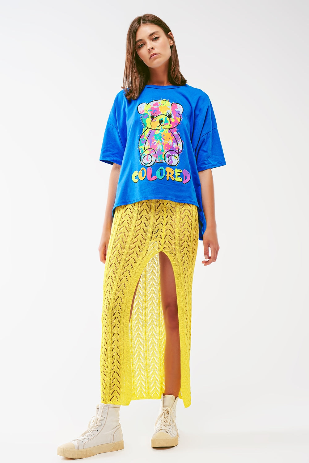 loose-fitting blue T-shirt with colored bear Q2store