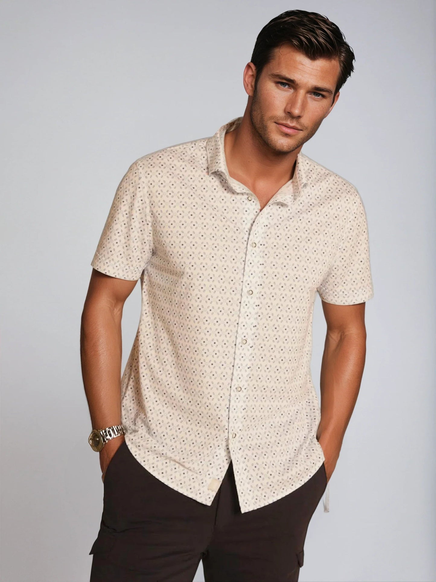 Loose Leaf Short Sleeve Tech Shirt Buki