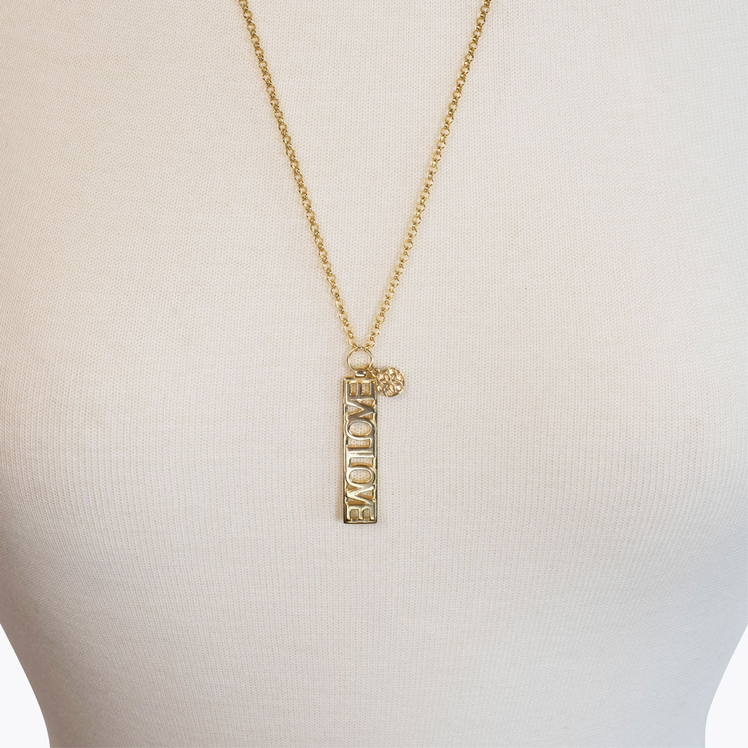 Love - Horseshoe Coin Dog Tag Necklace in Gold Urban-Equestrian