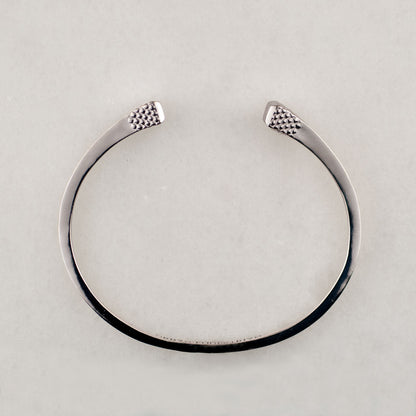 Lucky Nail - Blacksmith Horseshoe Cuff Bracelet in Silver Urban-Equestrian