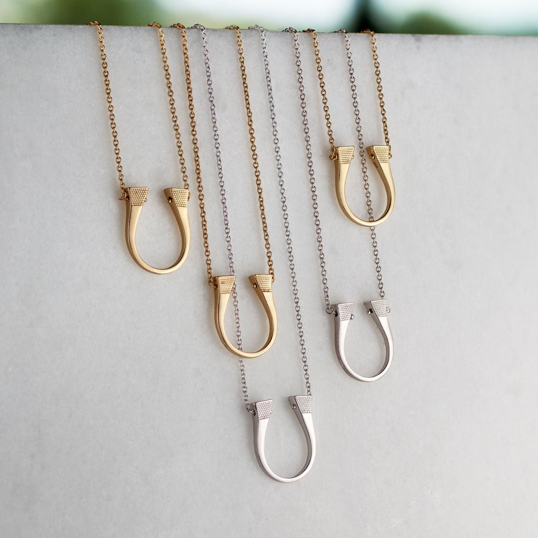 Lucky Nail - Horseshoe Nail Equestrian Necklace in Gold Urban-Equestrian