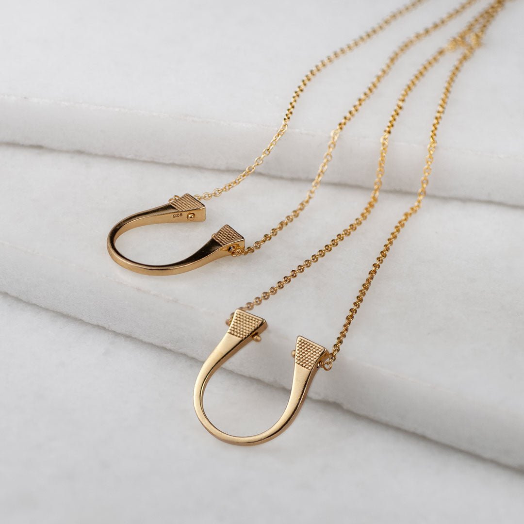 Lucky Nail - Horseshoe Nail Equestrian Necklace in Gold Urban-Equestrian