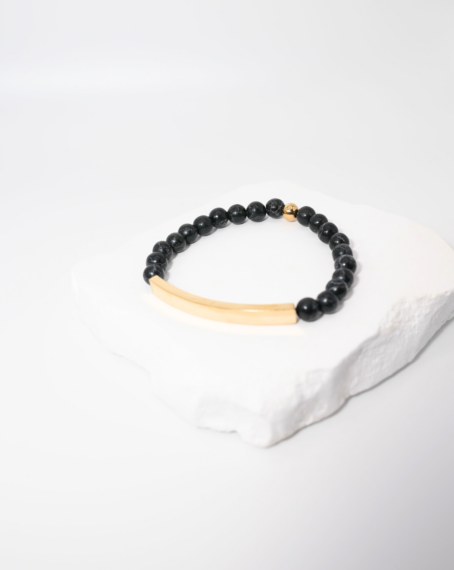 Black Pearl Of Inspiration Bracelet LUNAR VINES