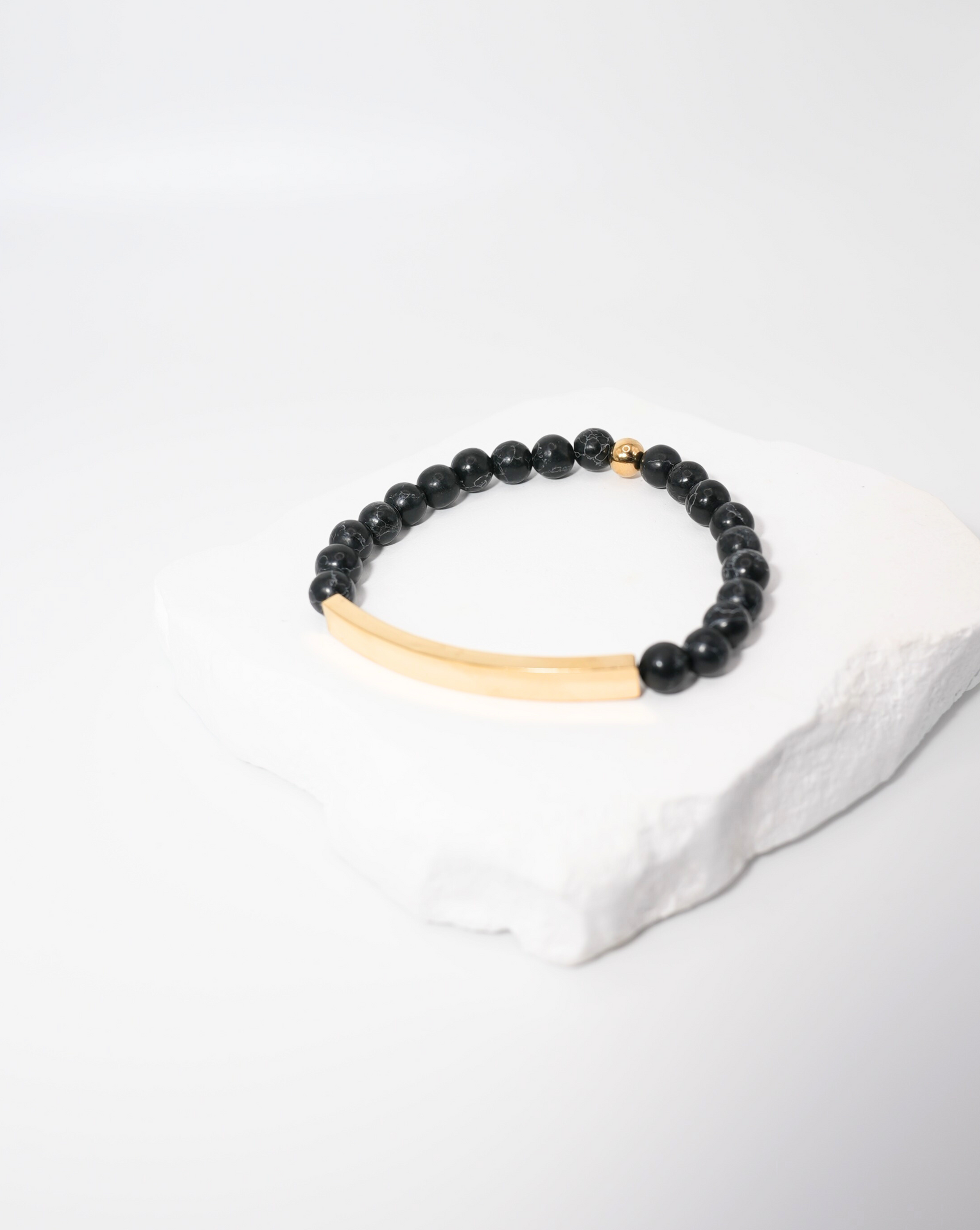 Black Pearl Of Inspiration Bracelet LUNAR VINES