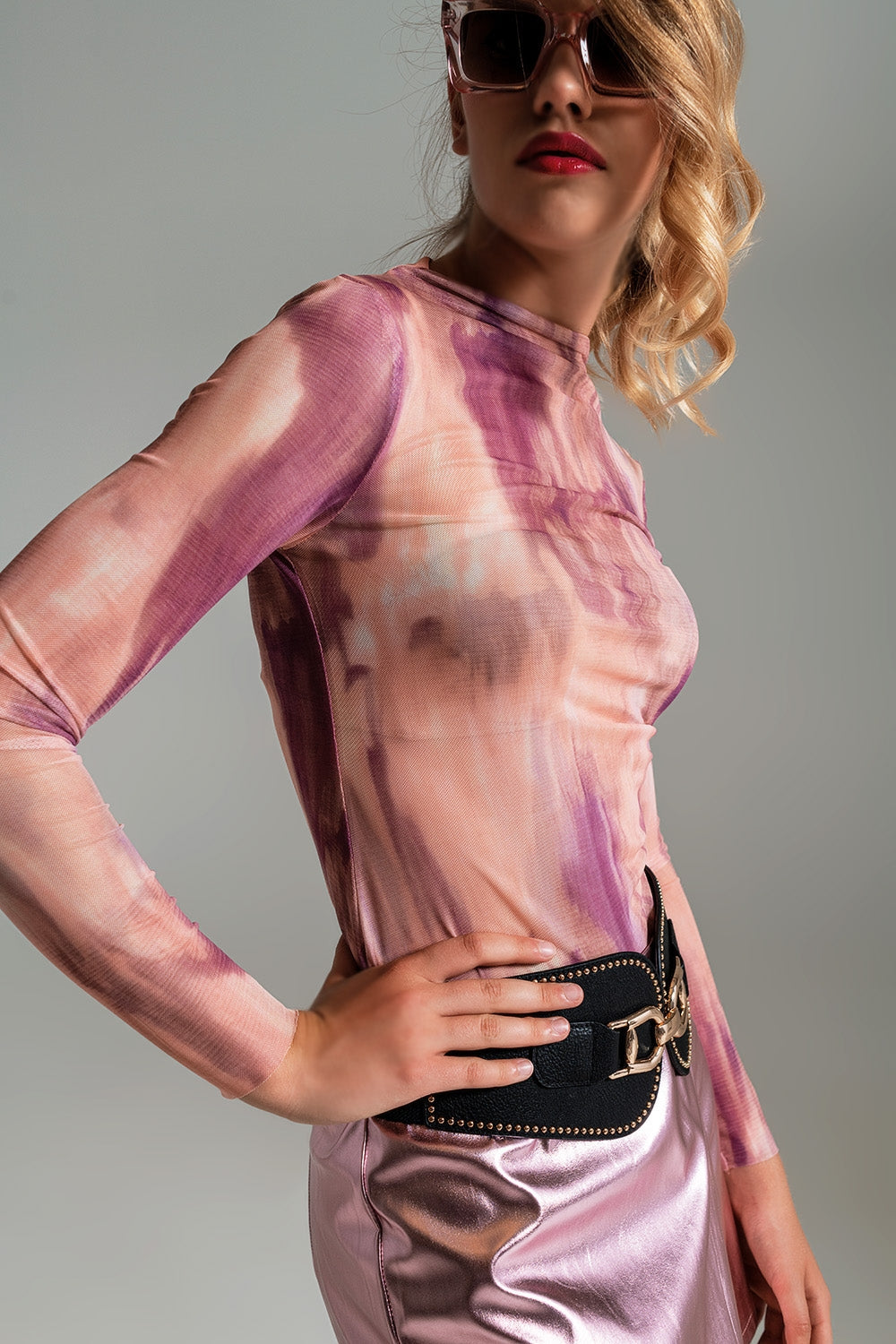 Mesh Top Rouched At The Side In Abstract Pink Print Q2store