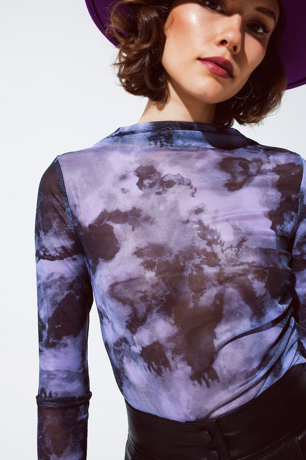 Mesh Top Rouched At The Side In Abstract Purple Print Q2store