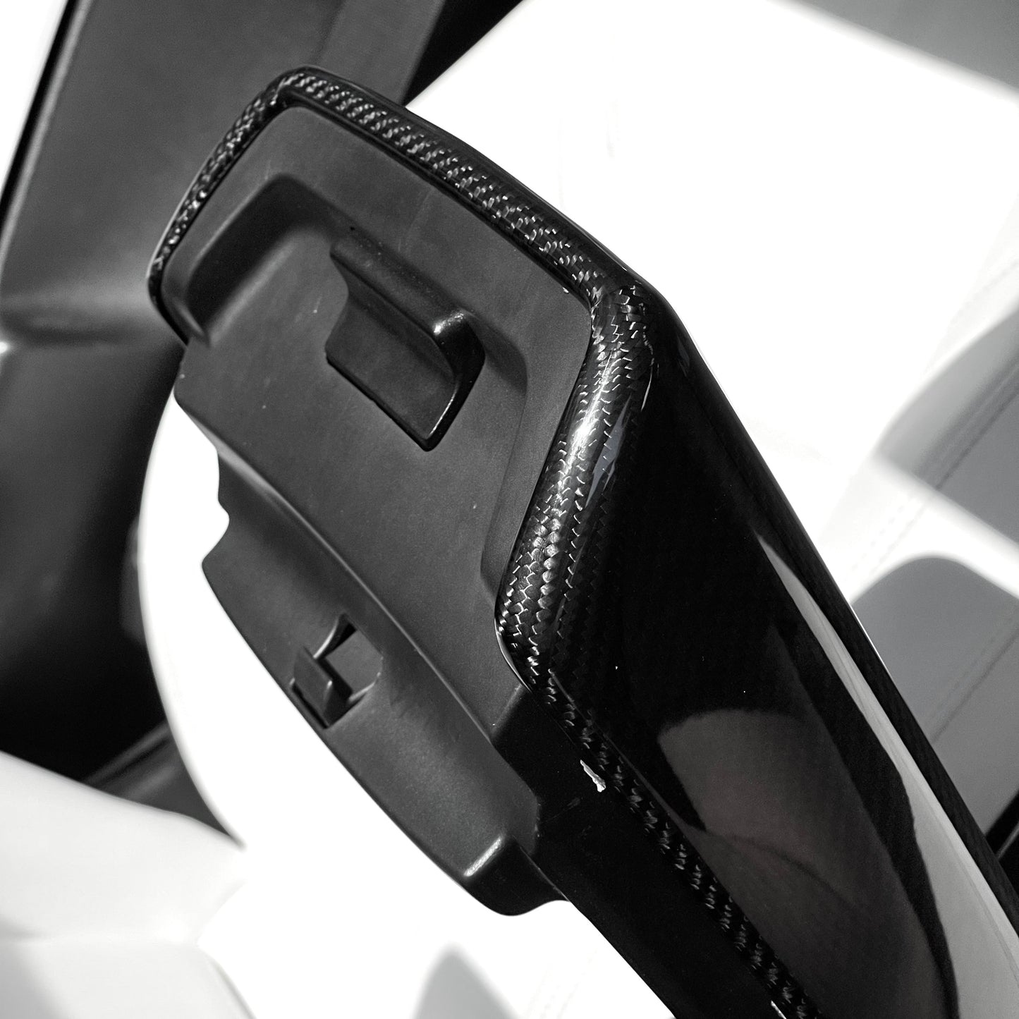 TESERY Model Y / 3 Armrest Cover - Dry Carbon Fiber Interior Mods Tesery Official Store