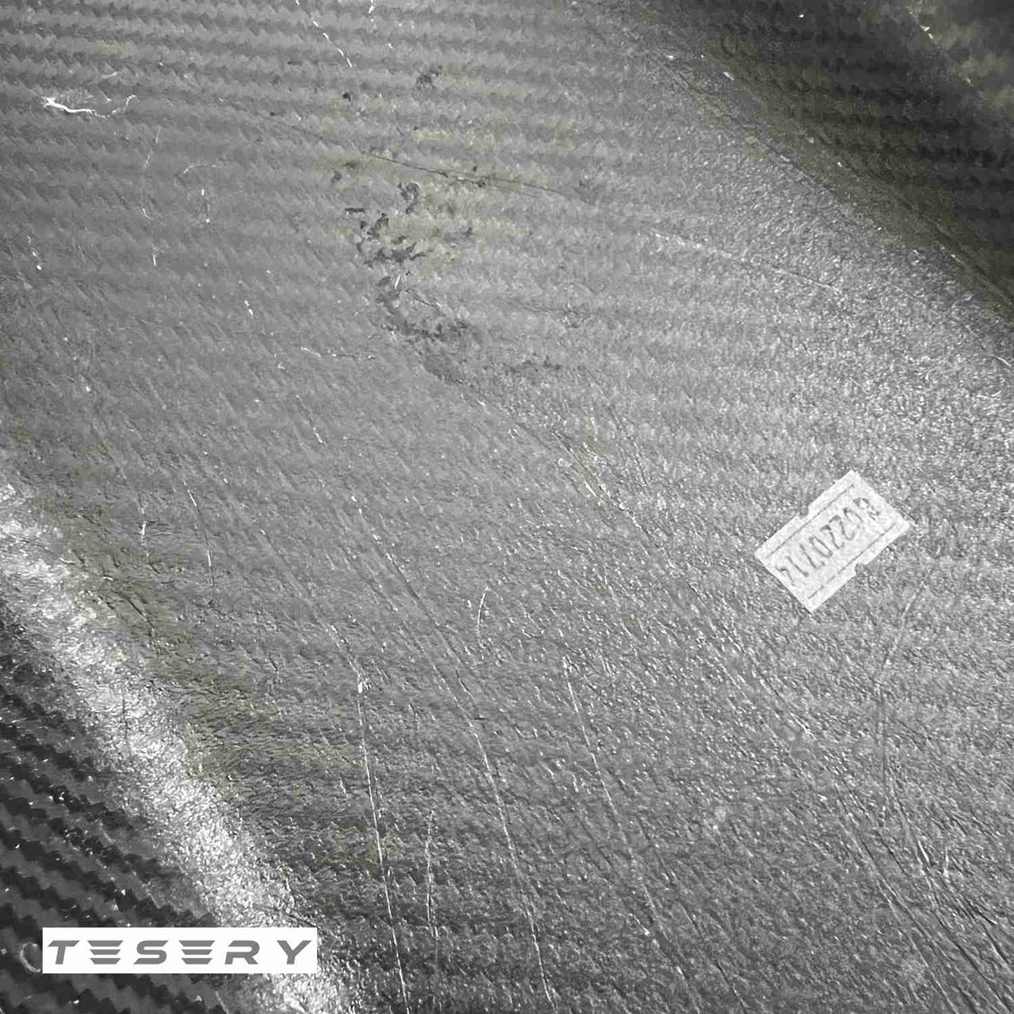 TESERY Model Y / 3 Armrest Cover - Dry Carbon Fiber Interior Mods Tesery Official Store