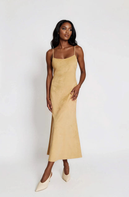 Nadira Faux Suede Dress – Soft Camel XO, Tina