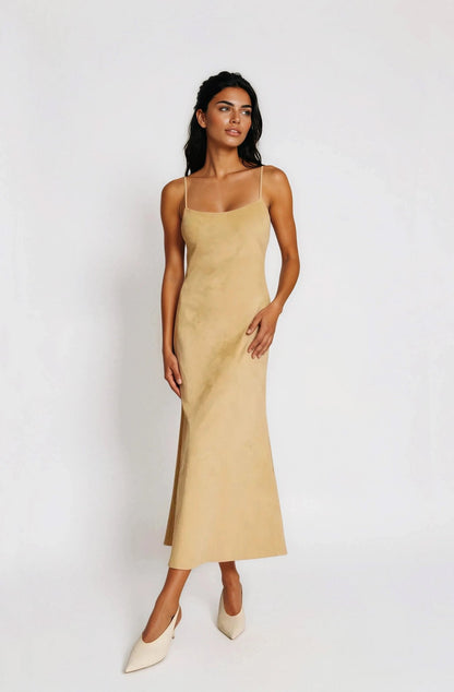 Nadira Faux Suede Dress – Soft Camel XO, Tina
