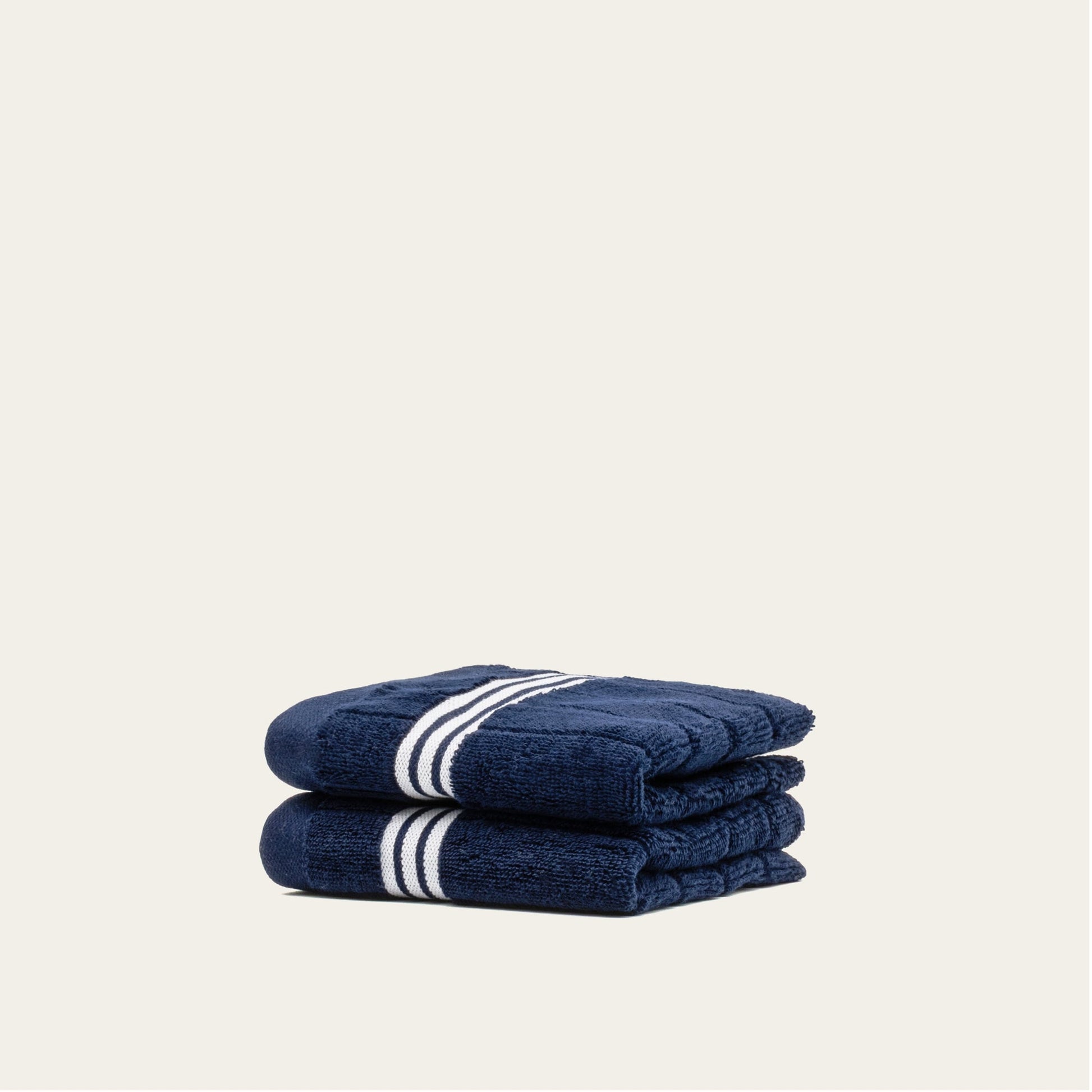 Nautilus Towels Italic