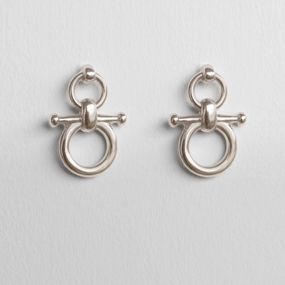 Ocala - Single Horse Bit Equestrian Earring in Silver Urban-Equestrian