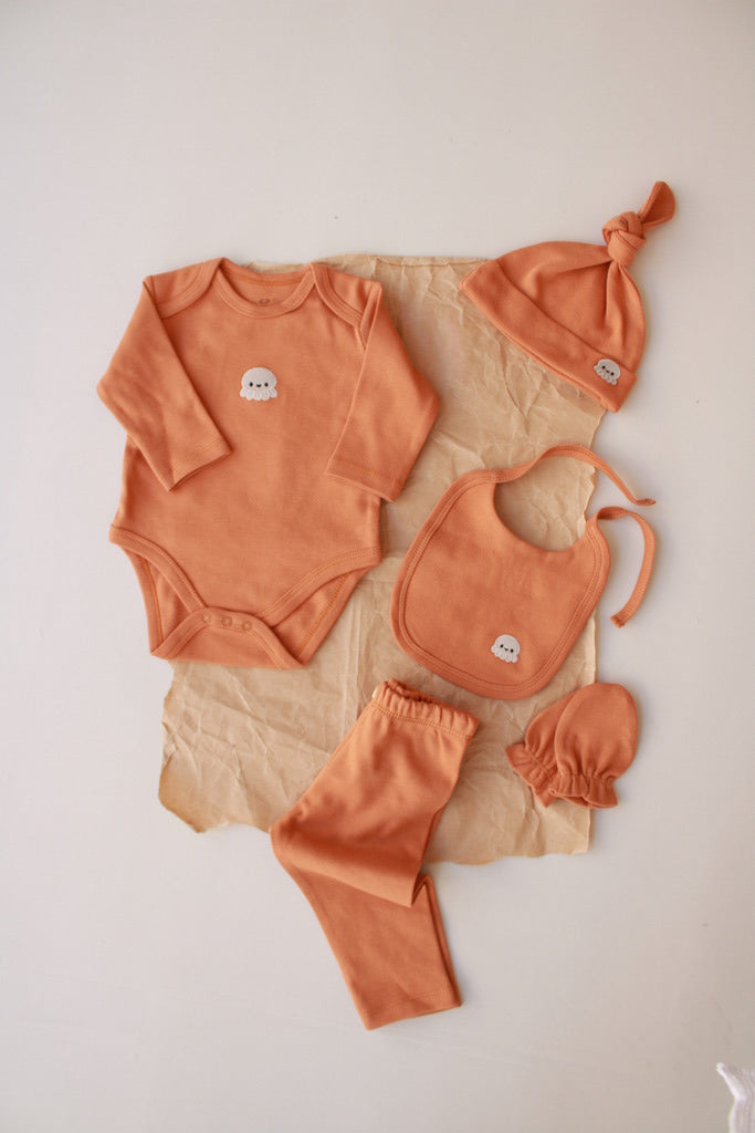 Octopus Patterned 5 Piece Newborn Set Honey and Hive