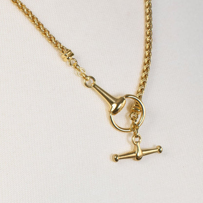 Odeza - Horse Bit Toggle Equestrian Necklace in Gold Urban-Equestrian