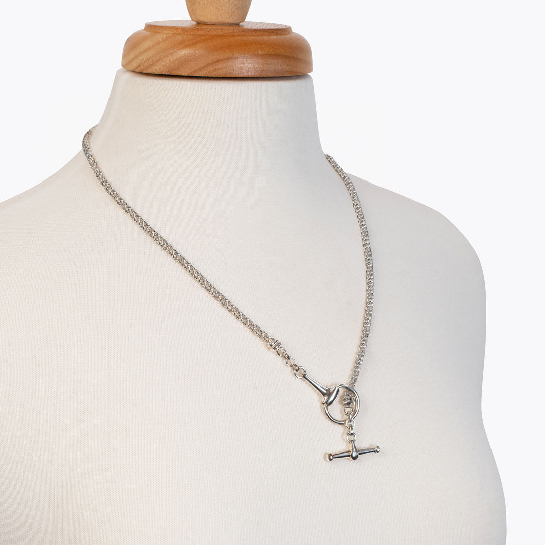 Odeza - Horse Bit Toggle Equestrian Necklace in Silver Urban-Equestrian