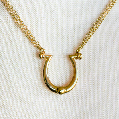 Omega - Equestrian Horseshoe Necklace in Gold Urban-Equestrian