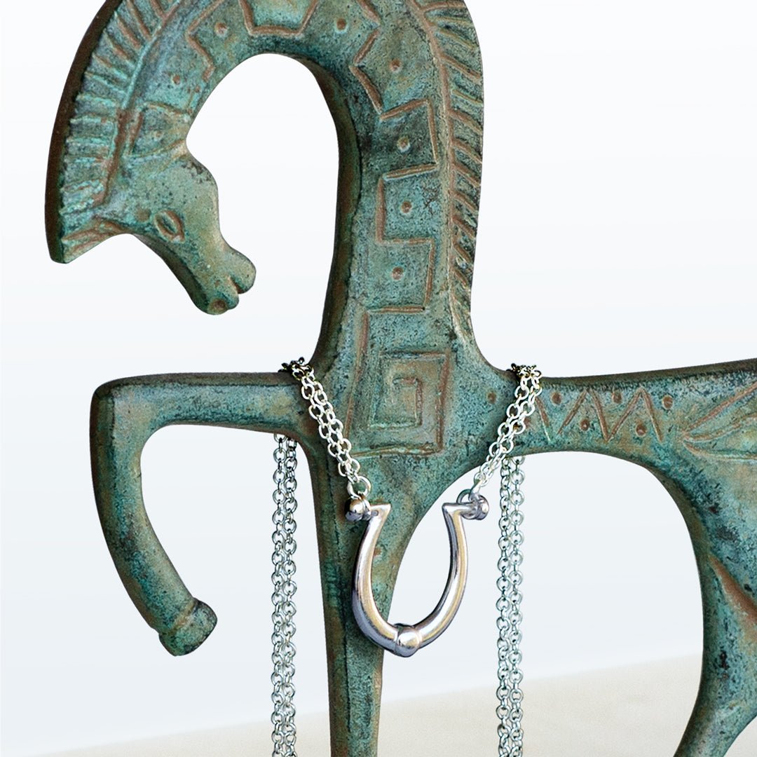 Omega - Equestrian Horseshoe Necklace in Silver Urban-Equestrian