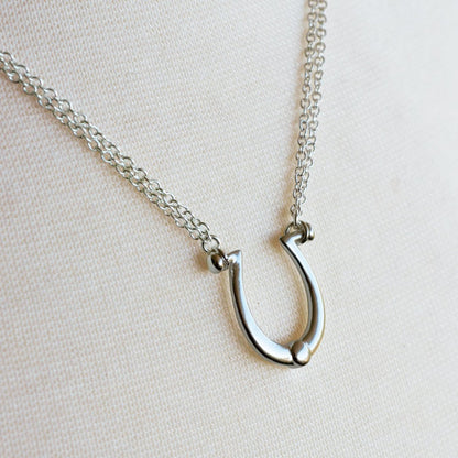 Omega - Equestrian Horseshoe Necklace in Silver Urban-Equestrian
