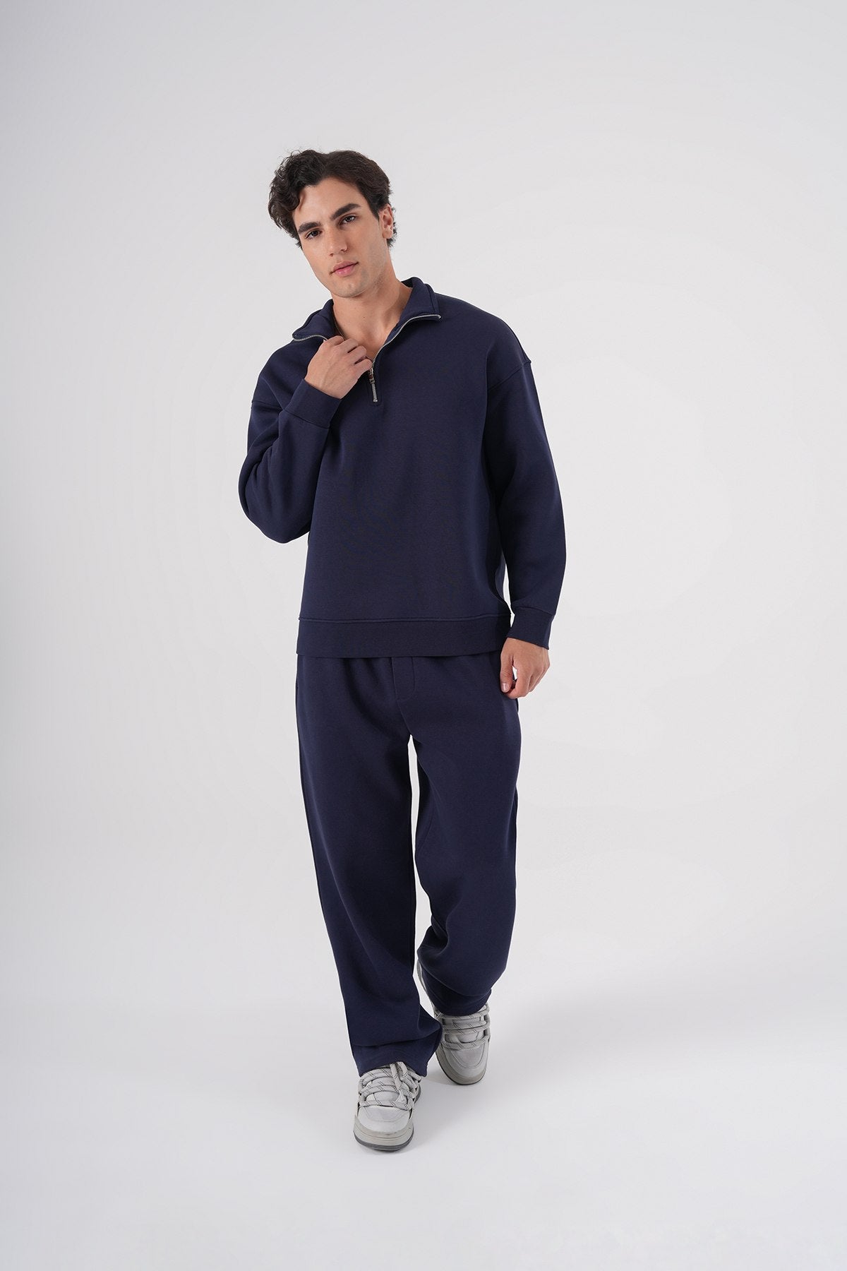 Unisex Oversize Half-Zip Sweatshirt & Baggy Sweatpants Set Withinblack