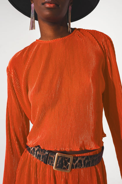Pleated round neck crop top in orange Q2store