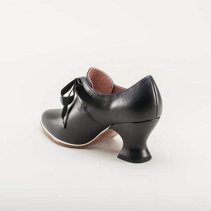 Pompadour 18th Century Leather Shoes (Black) American Duchess