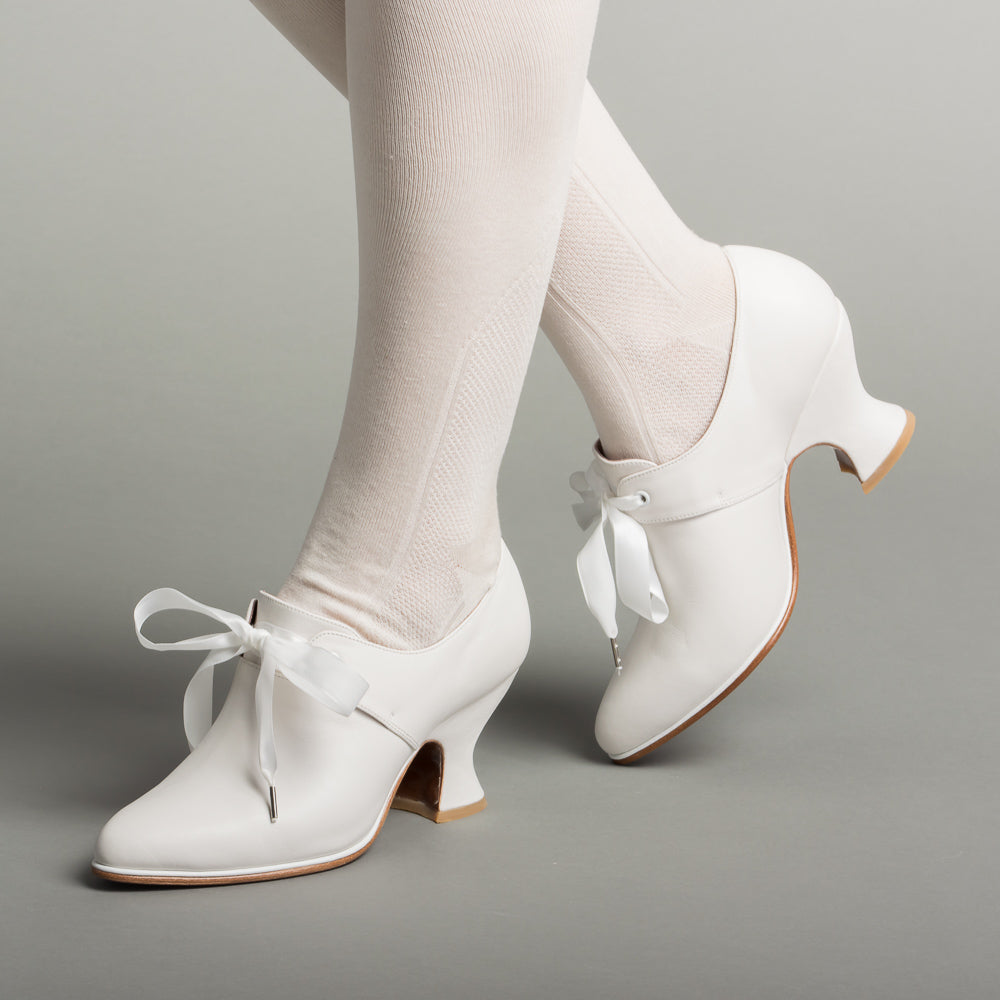 Pompadour 18th Century Leather Shoes (Ivory) American Duchess