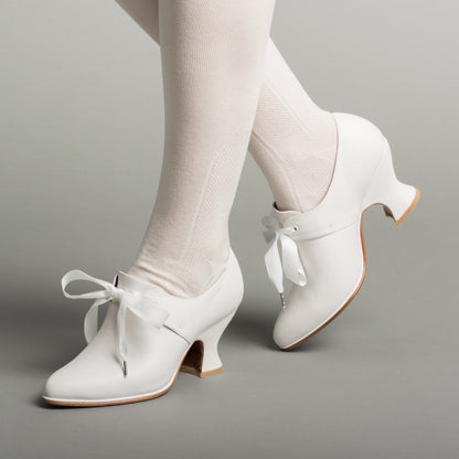 Pompadour 18th Century Leather Shoes (Ivory) American Duchess