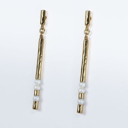 Prism - Pearl Pave Horseshoe Earring Urban-Equestrian