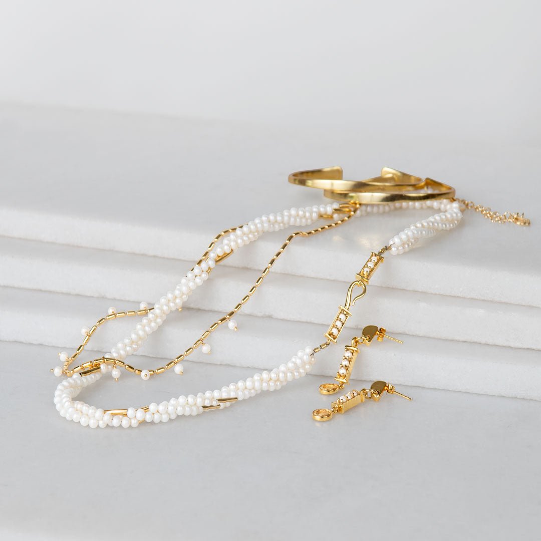 Prism - Pearl Pave Horseshoe Earring Urban-Equestrian