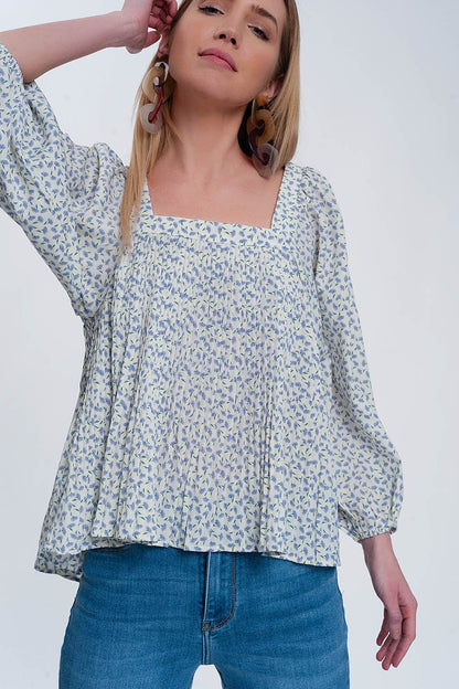 puff sleeve top with square neck in blue floral print Q2store