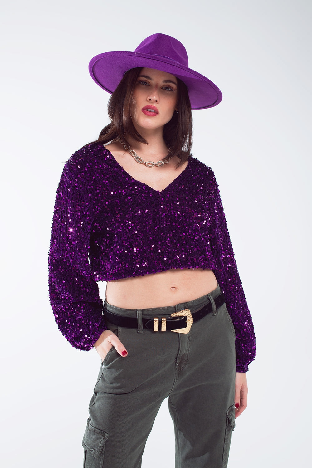 Purple sequin top with V-Neckline ballon sleeves and Open Back Q2store