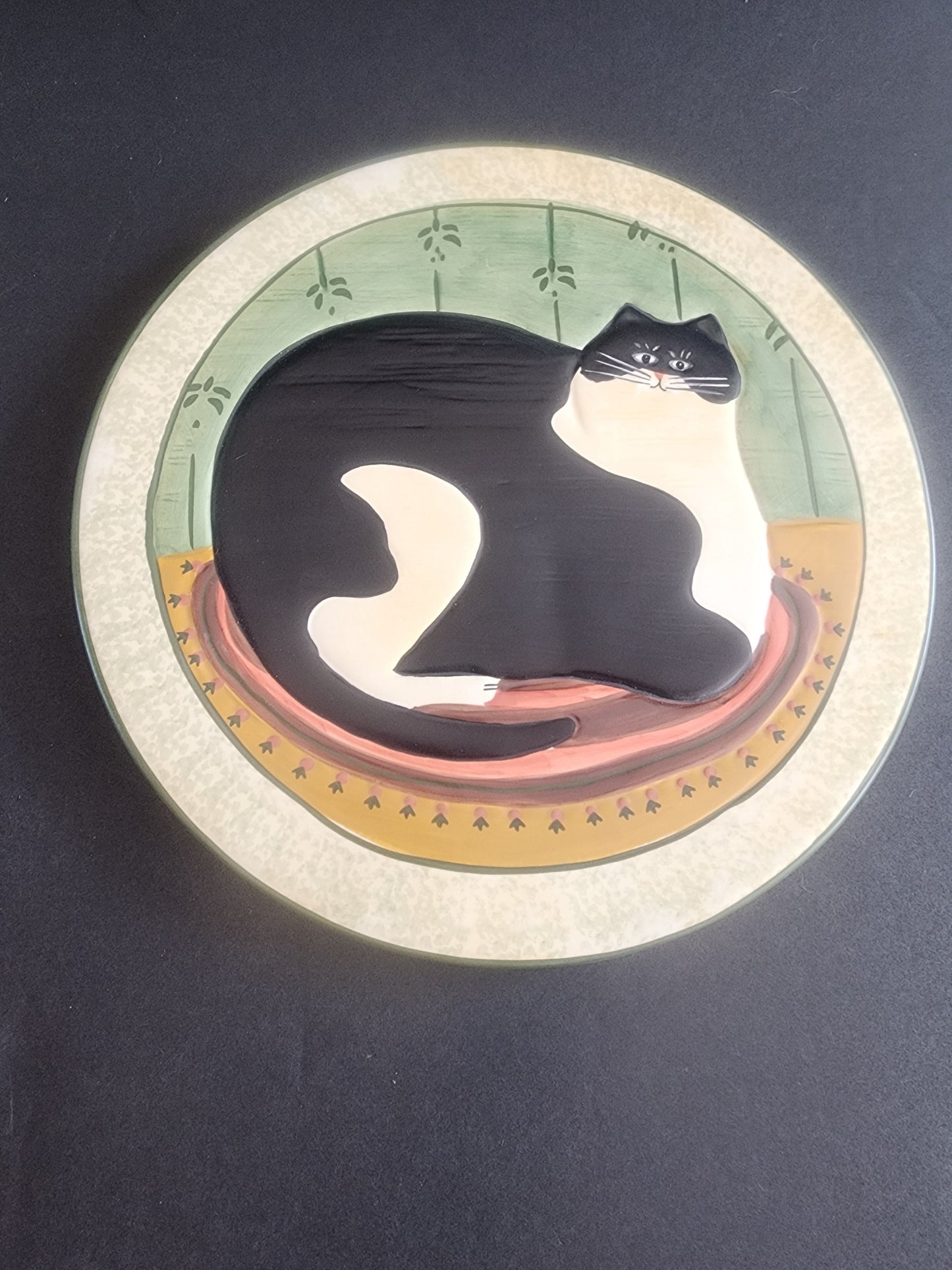 Sakura Warren Kimble Black White Fat Cat Trivet 9.75" Handpainted Stoneware, great for Country Farmhouse Tennessee Junk Trunk