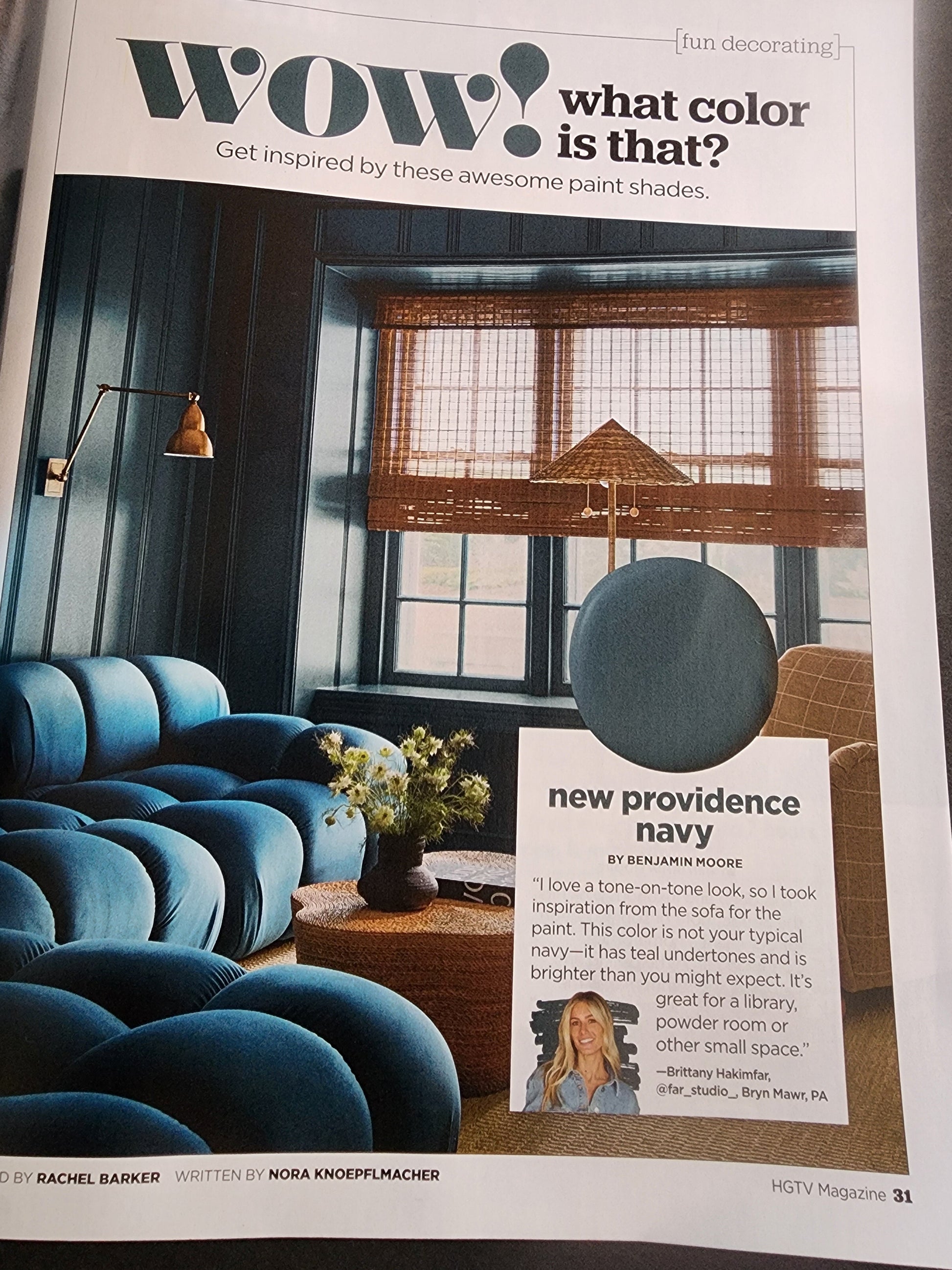HGTV MAGAZINE - HOLIDAY BEST - NOV/DEC 2024 FESTIVE IDEAS, FIREPLACE, DECORATE Tennessee Junk Trunk