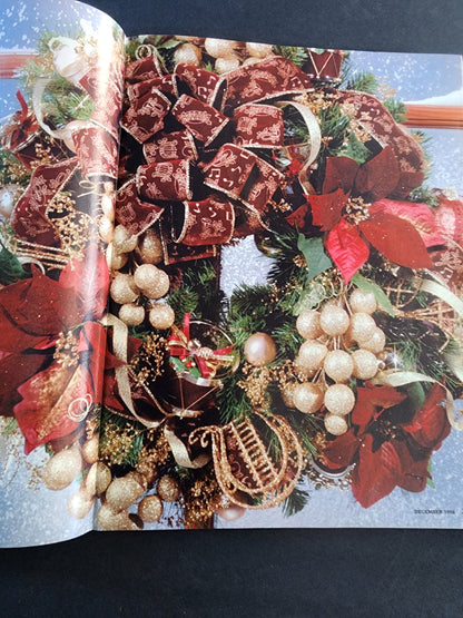 Aleene's Creative Living Dec. 1998 Craft Sewing Quilting craft book Tennessee Junk Trunk