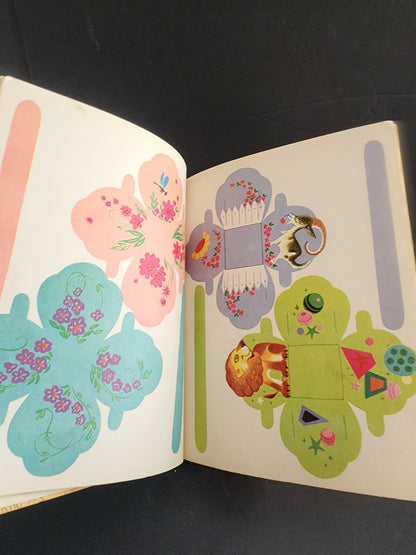 How to have a Happy Birthday A Party Cut-Out Book by Elsa Ruth Nast. Tennessee Junk Trunk