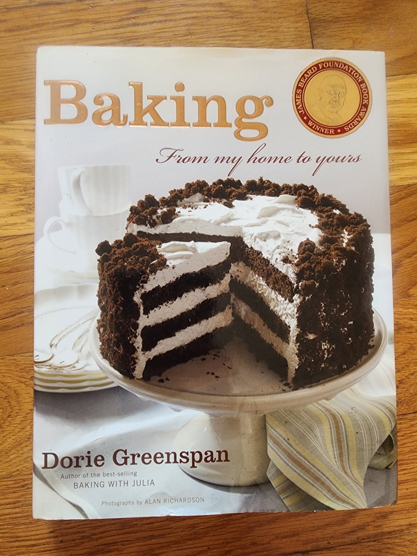 Baking: From My Home to Yours Cookbook
By Dorie Greenspan, Deserts Sweets Pies Tennessee Junk Trunk