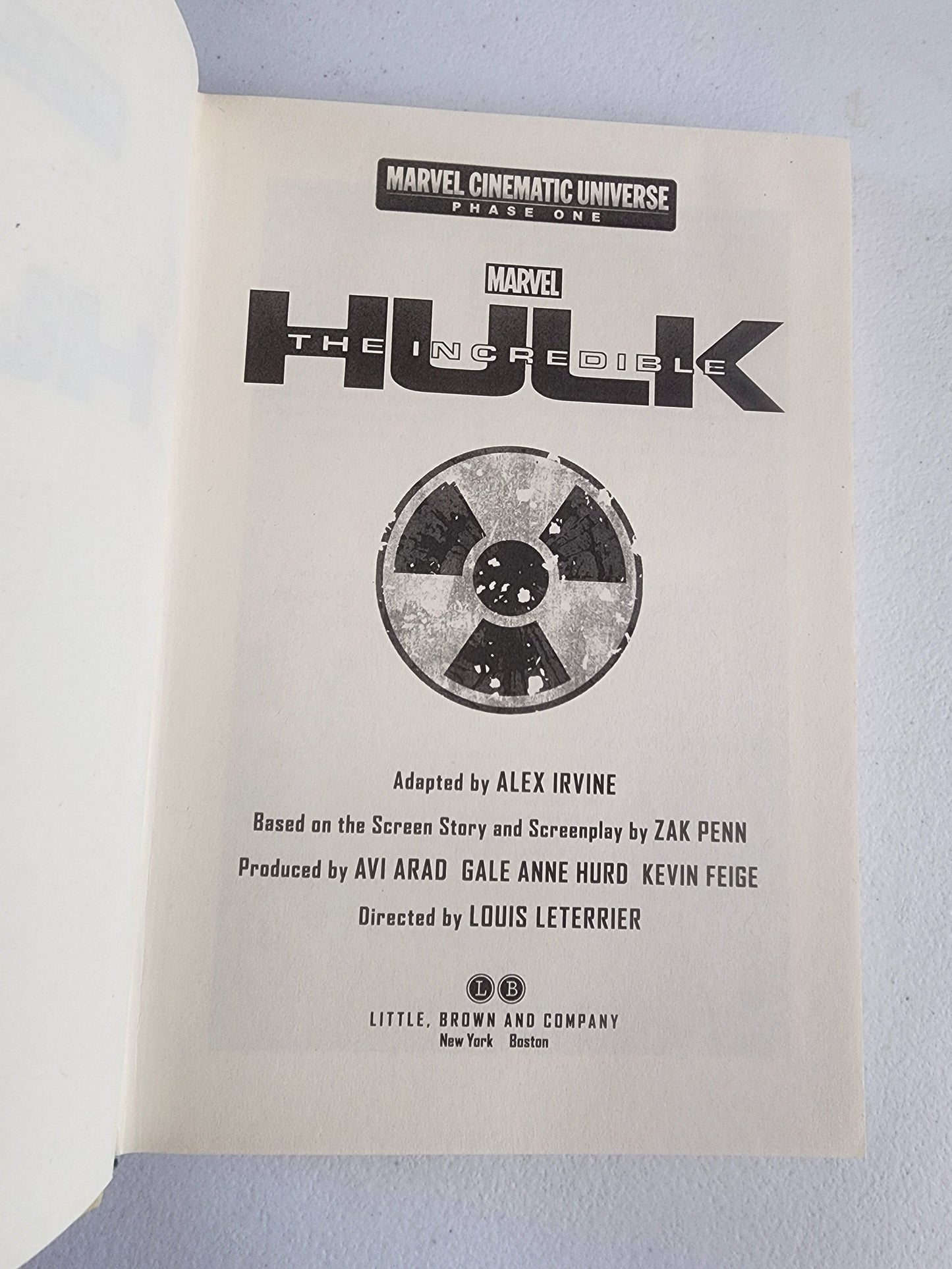 Marvel the Incredible Hulk: Marvel Cinematic Universe Phase One (... by Parragon Hardcover Book Tennessee Junk Trunk