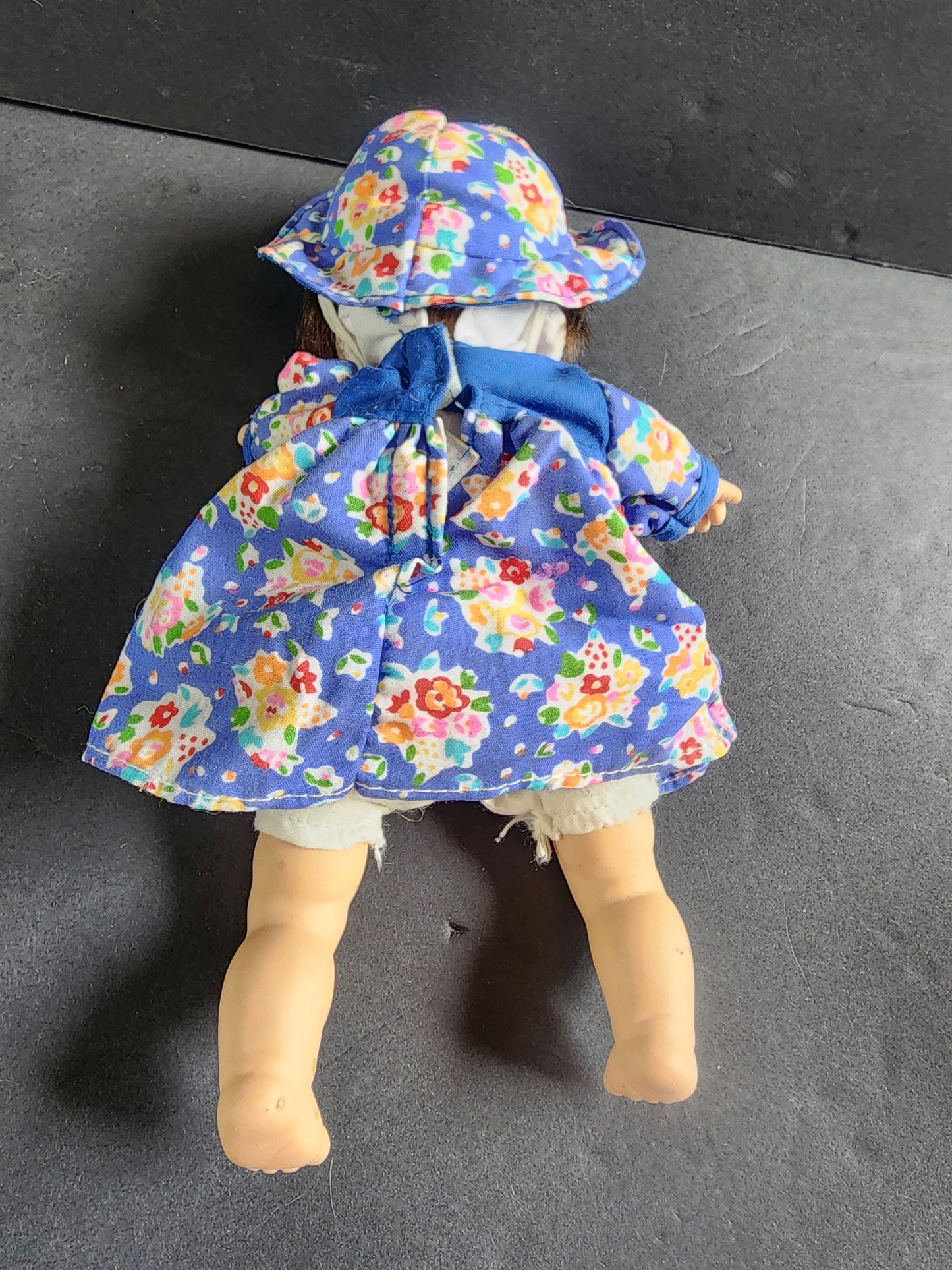 Gi-Go Palm Pals 8" Happy Kids Collectible Bean bag Doll Tennessee Junk Trunk