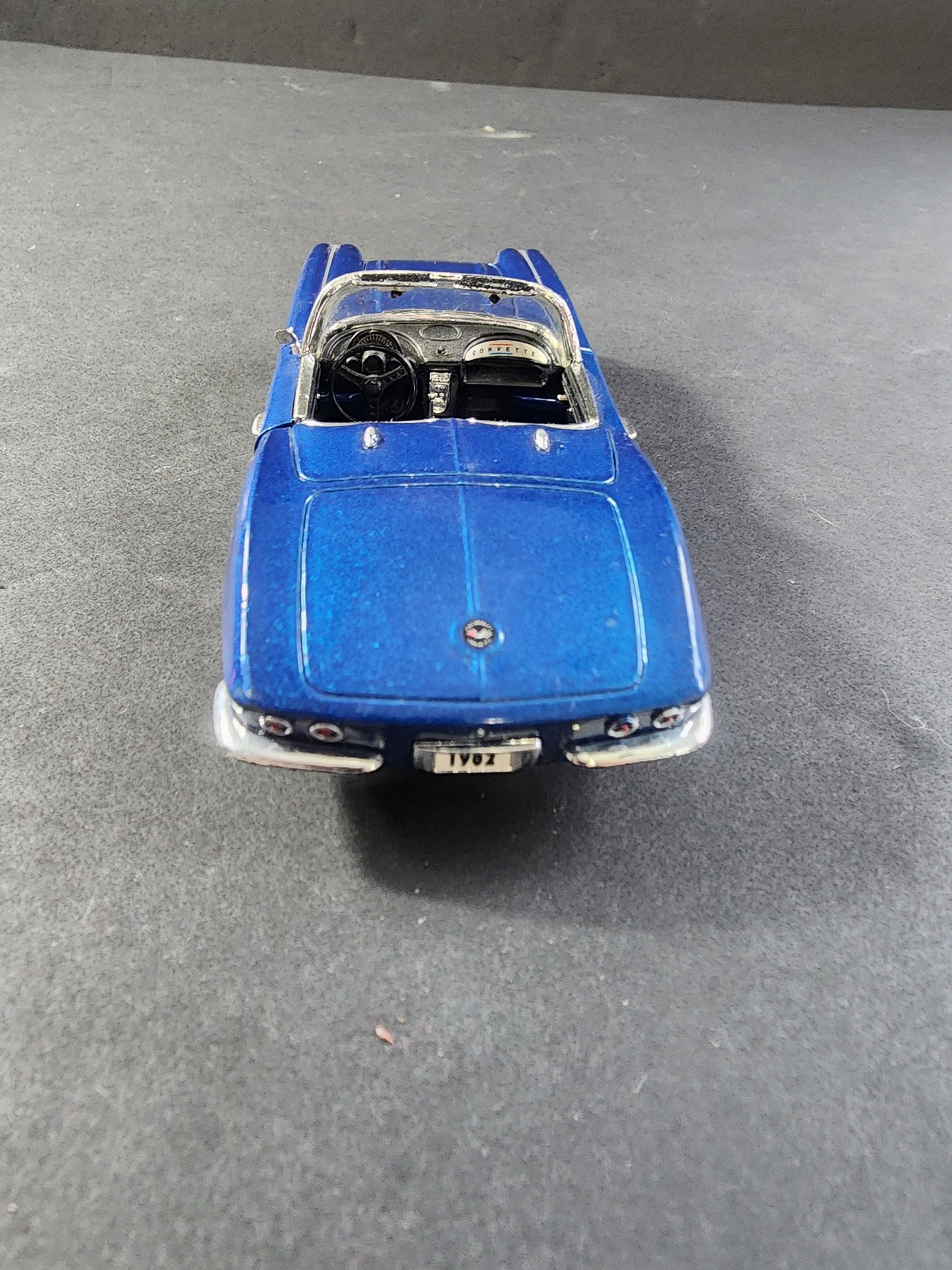 CHEVROLET CORVETTE 1962 CONVERTIBLE BLUE SS5750 1:32 Scale model car, friction action Tennessee Junk Trunk