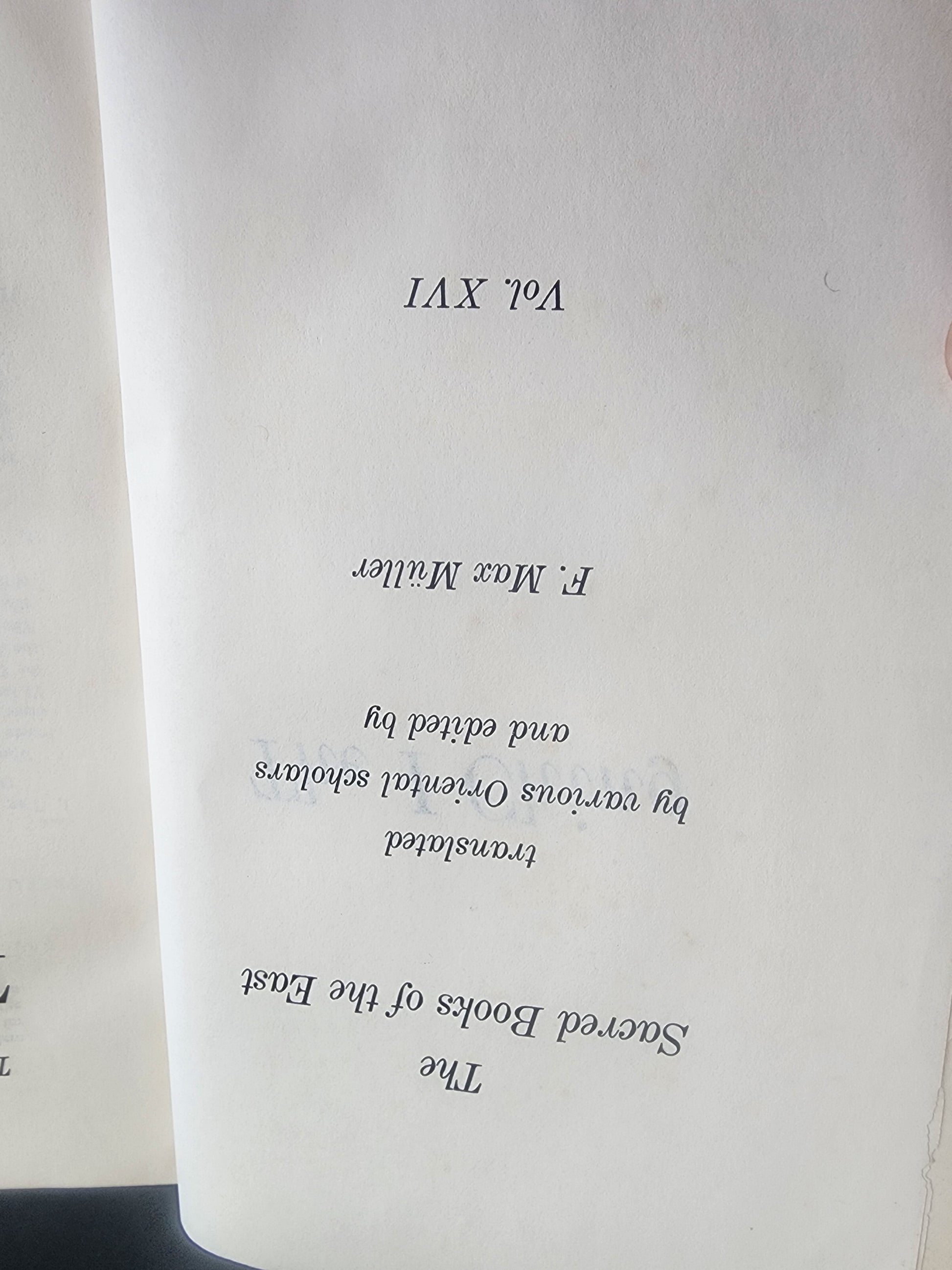 I Ching : The Book of Changes by James Legge (1963, Trade PChing : The Book of Changes by James Legge (1963, Trade Paperback) Tennessee Junk Trunk