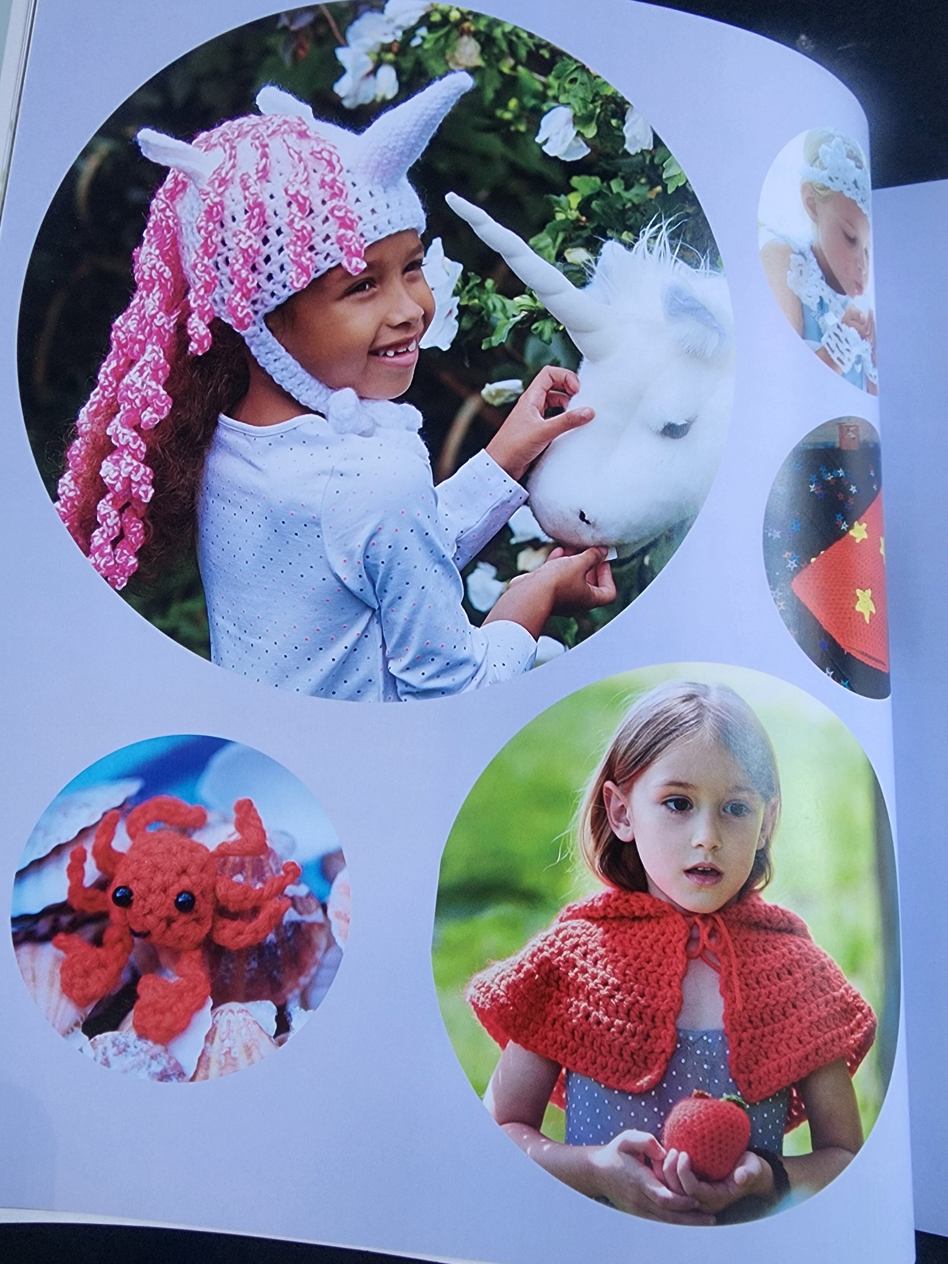 Crochet Book Dress-Up: Over 35 cute and easy pieces to create character costume Tennessee Junk Trunk