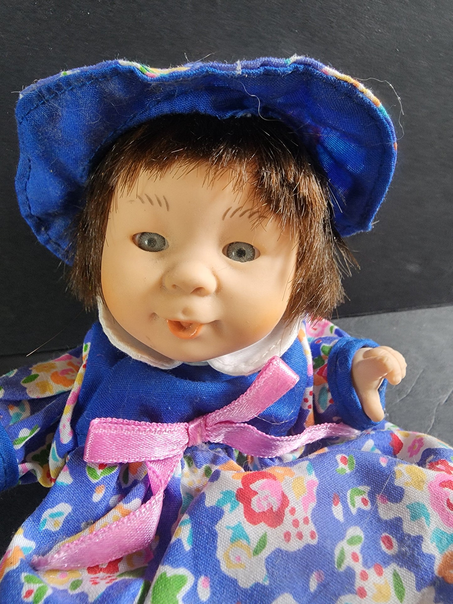 Gi-Go Palm Pals 8" Happy Kids Collectible Bean bag Doll Tennessee Junk Trunk